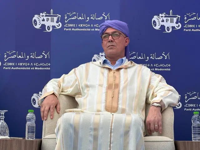 بوعرفة.. لقجع يربط "تغيير المسار" بإنهاء منطق "المنافع والغنائم" ويرسم أولويات مغرب 2031